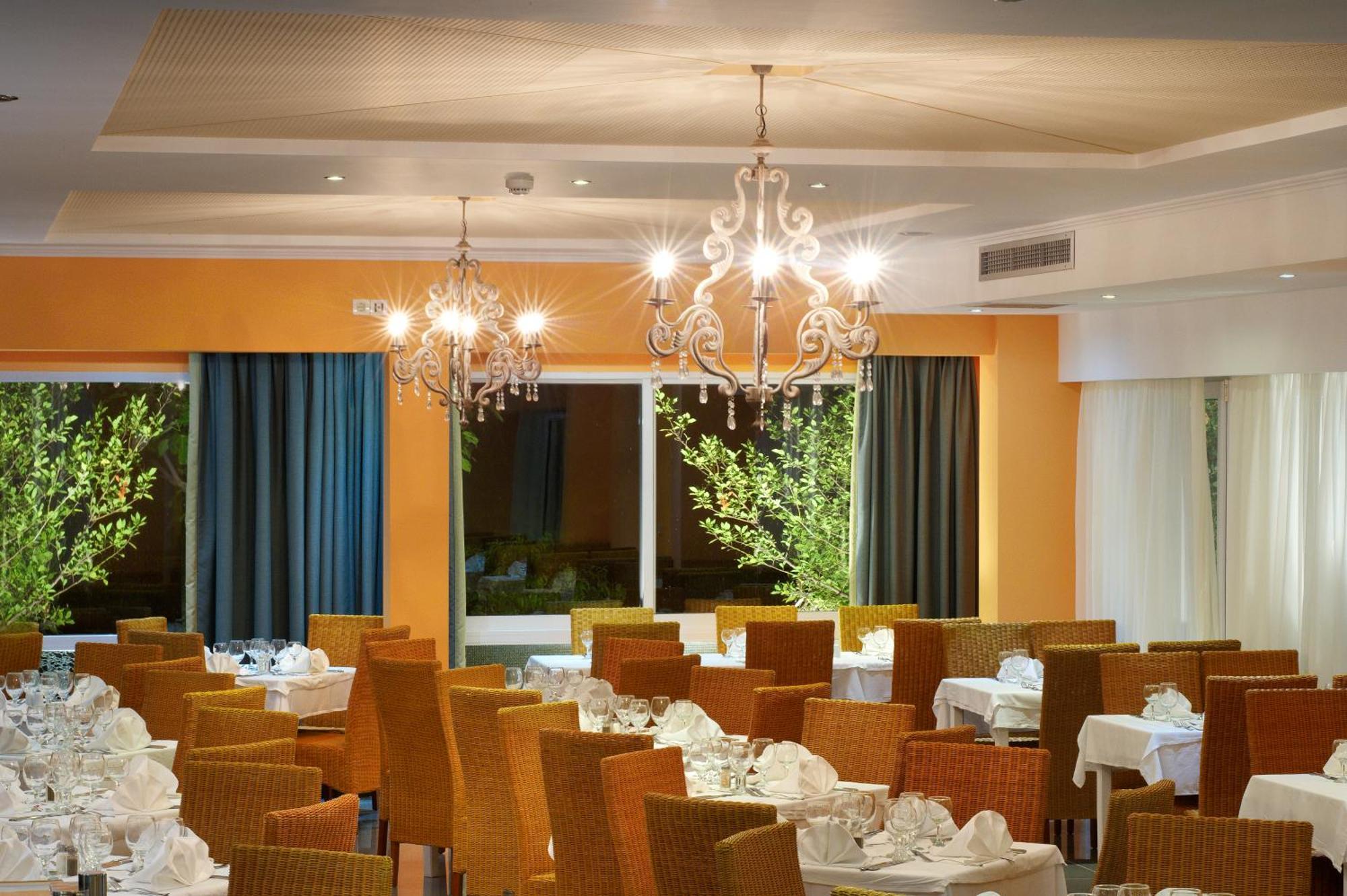 Portes Beach Hotel Nea Poteidaia Eksteriør billede