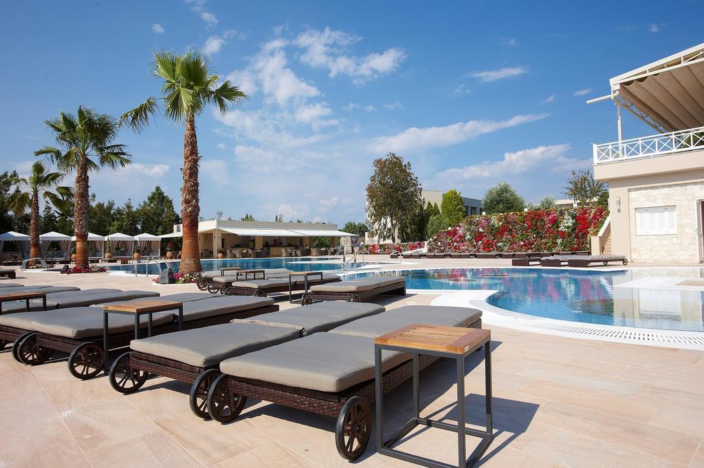 Portes Beach Hotel Nea Poteidaia Eksteriør billede